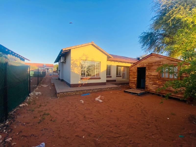 To Let 3 Bedroom Property for Rent in Kathu Northern Cape